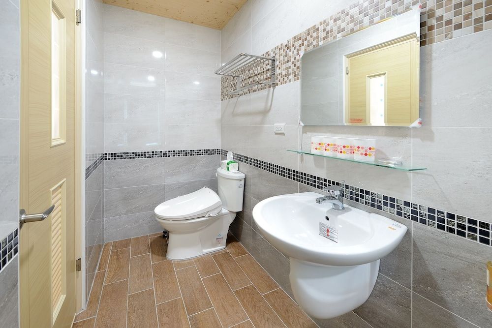 FishHome 15 (NO ELEVATOR, Children under six years old are not allowed) Family Suite, 2 Double Beds, Ocean View, Sea Facing 8