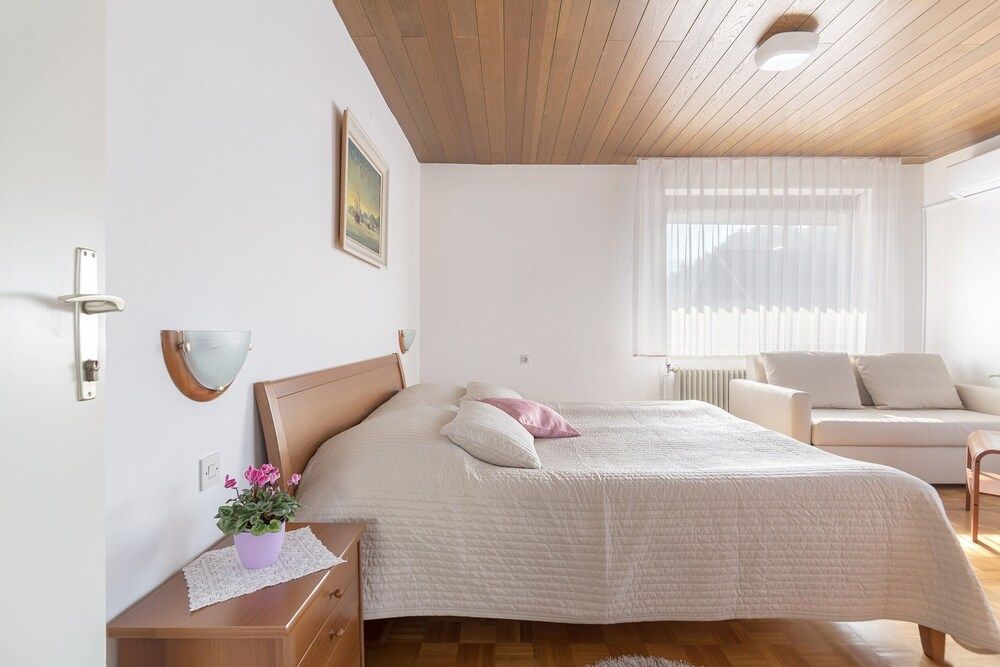 Apartments Fine Stay Bled Premium Apartment, 2 Bedrooms, Mountain View 11