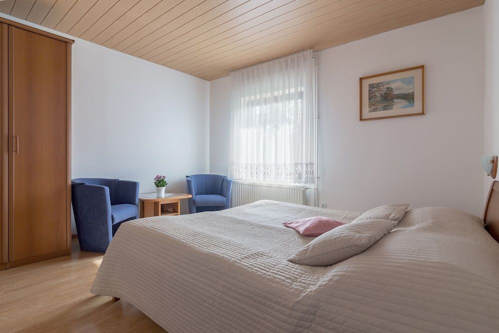 Apartments Fine Stay Bled Comfort Apartment, 2 Bedrooms 2