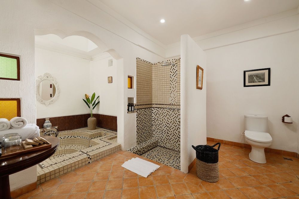 1 Bedroom Suite Room