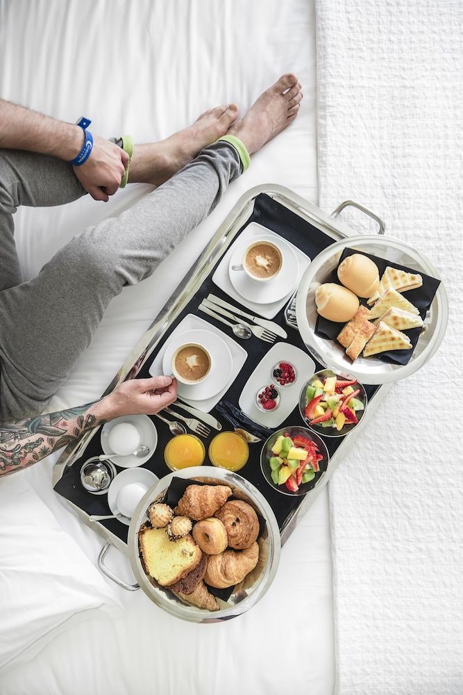 Room Service - Dining