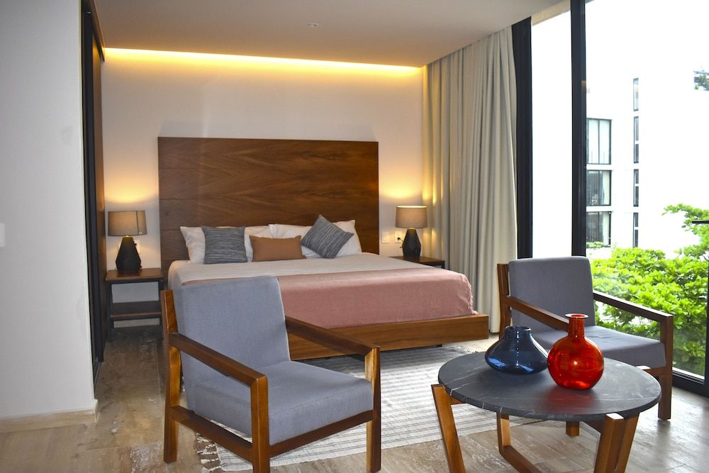 Luxury Apartment, 2 Bedrooms, Balcony