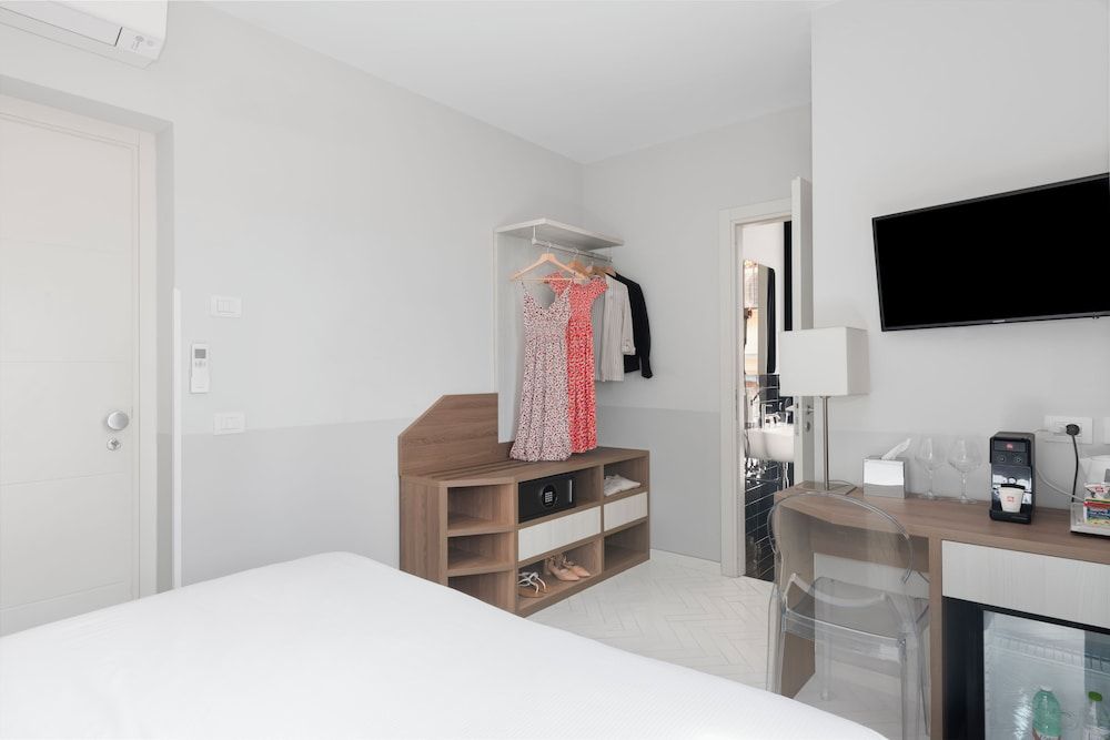 Palazzo Tasso Standard Double or Twin Room 5