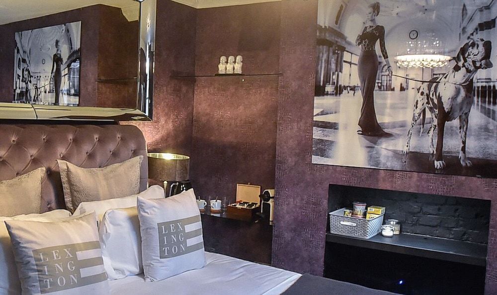 Superior Double Room, Ensuite ( Room 1, No 8ight)