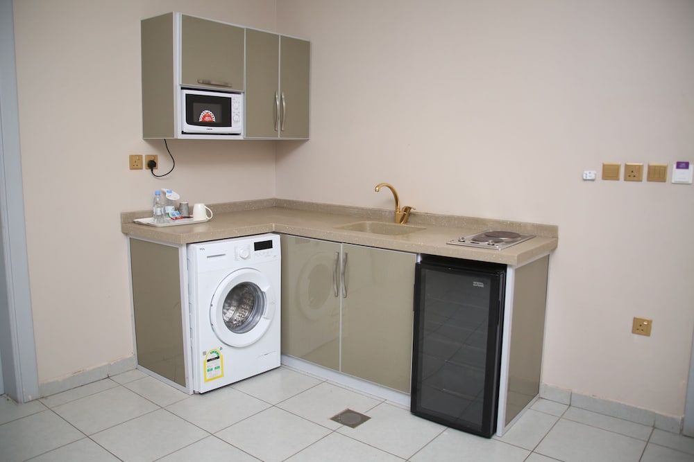 undefined Kyona purpel 8