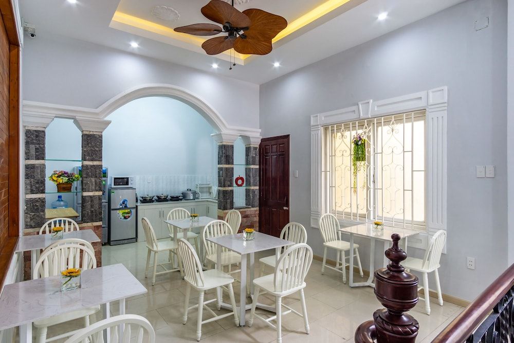 undefined APA Saigon 5