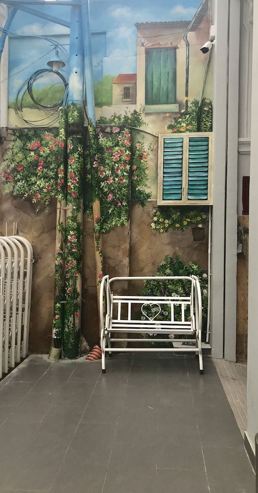 undefined APA Saigon 2