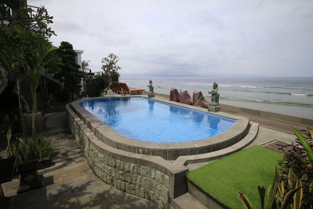 undefined Green Beach Inn 7