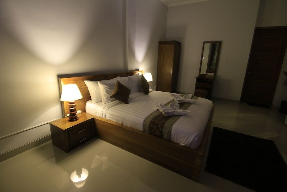undefined Green Beach Inn 10