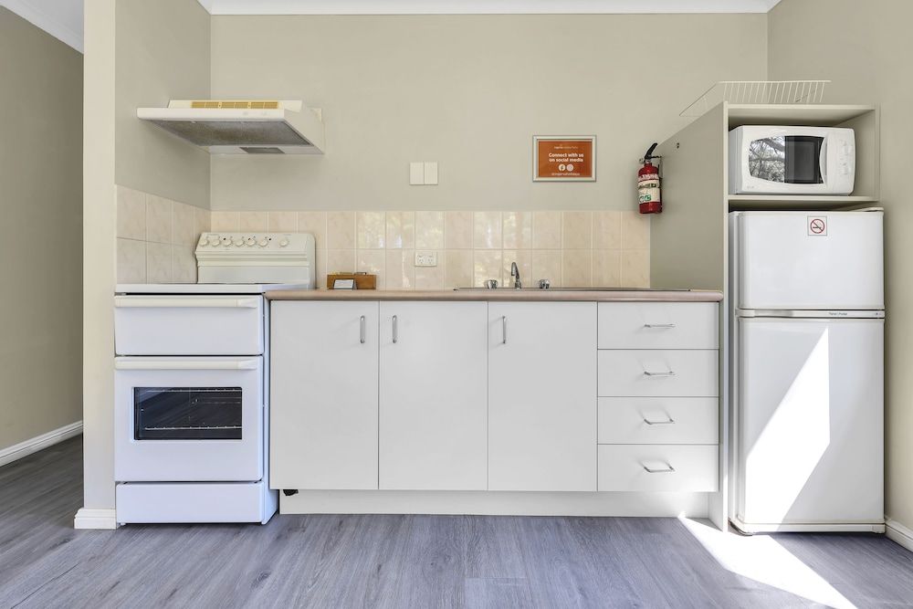 Ingenia Holidays Ulladulla 1 Bedroom Family Cabin 2