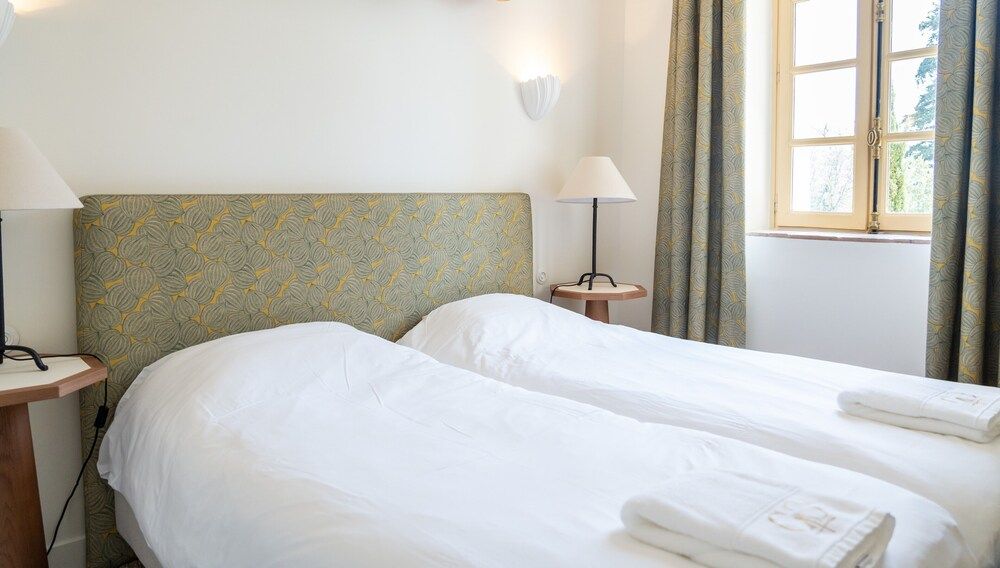 Château les Crostes Family Suite 6