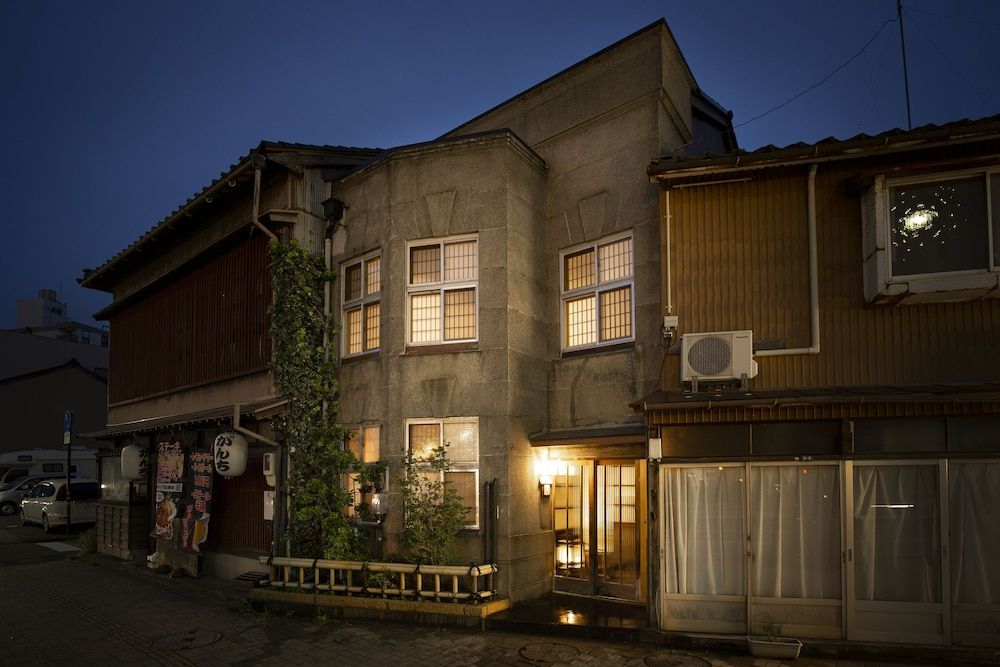 undefined Kanazawa Machiya Kenroku 4