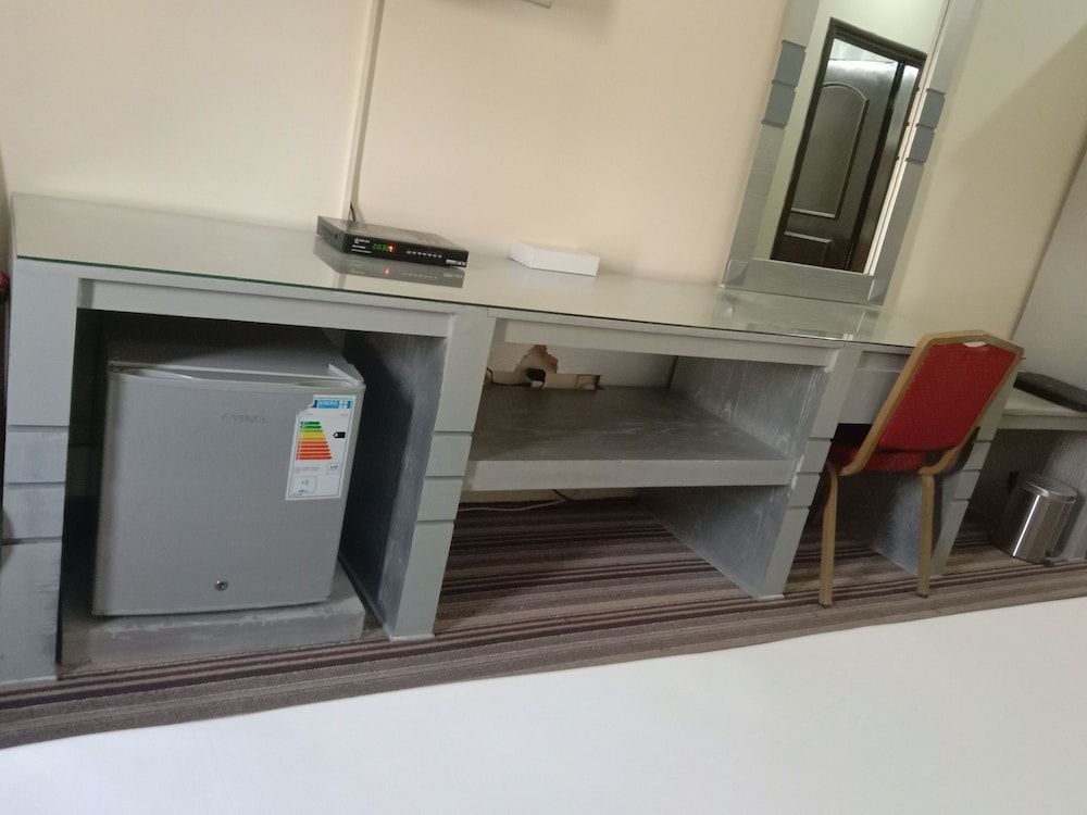 Al Commodore Hotel Standard Double Room 10