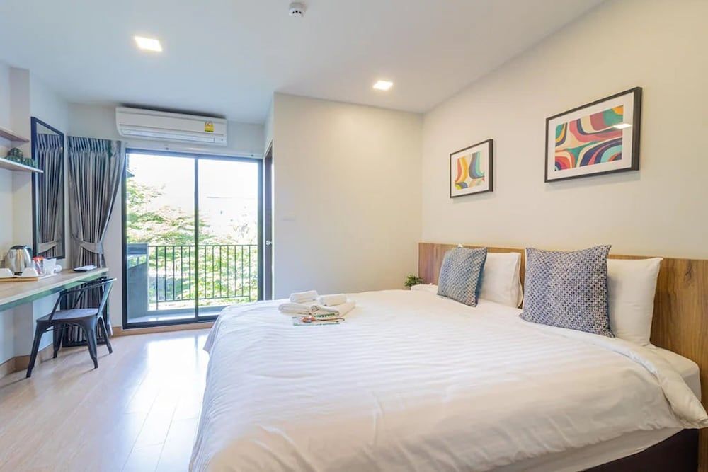 undefined Casa Luxe Hotel and Resident 8