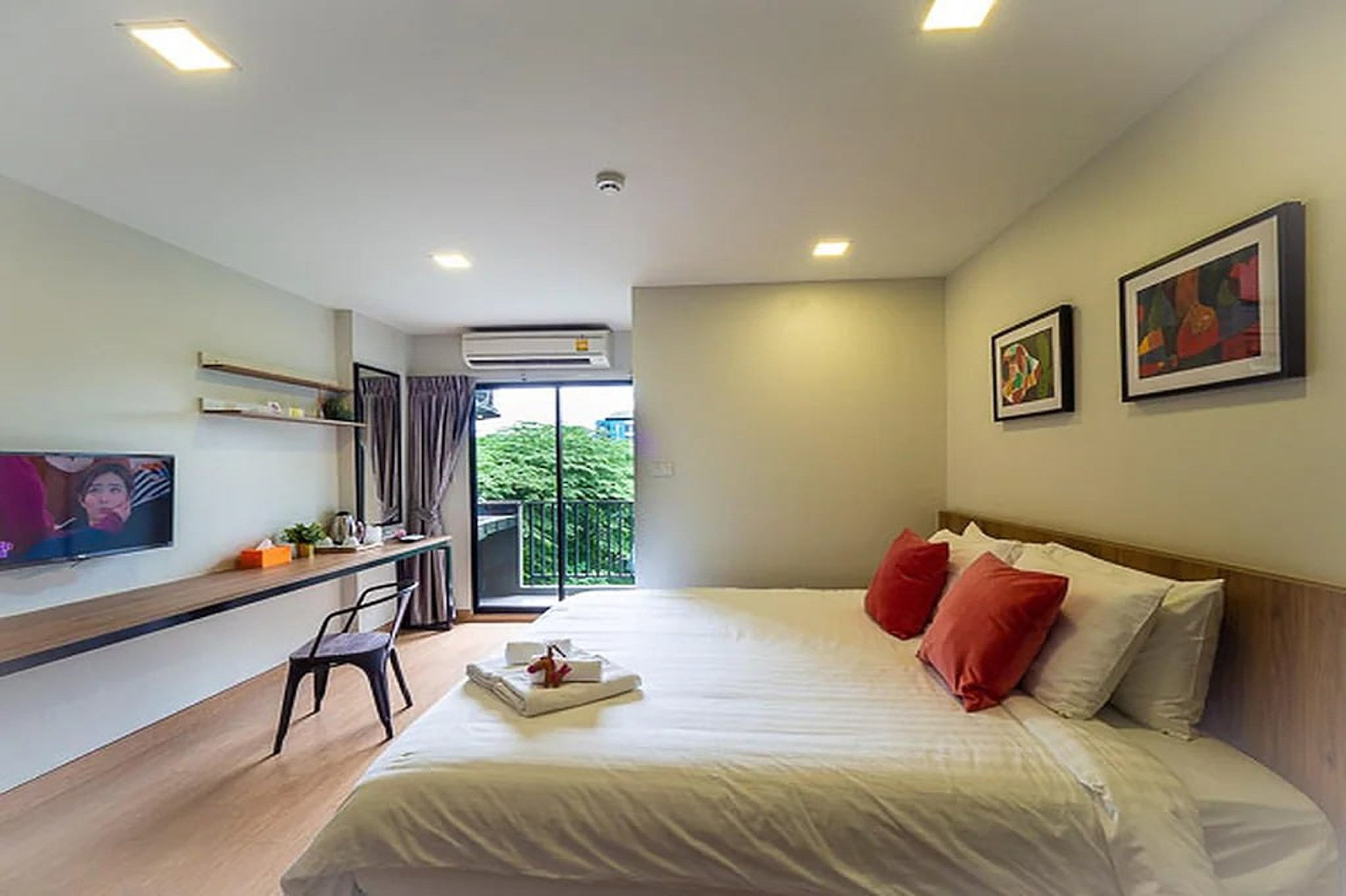 undefined Casa Luxe Hotel and Resident 9