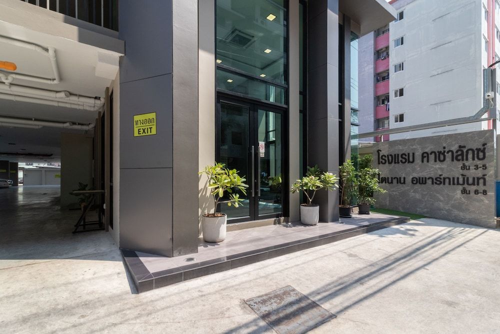 undefined Casa Luxe Hotel and Resident 6