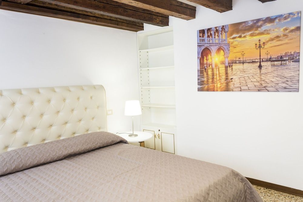 Rialto Corte dei Sansoni Apartment, 2 Bedrooms 6