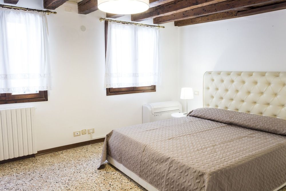 Rialto Corte dei Sansoni Apartment, 2 Bedrooms 5