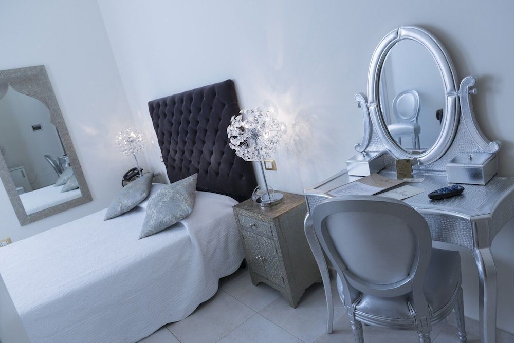 La Civetta Deluxe Double Room 15