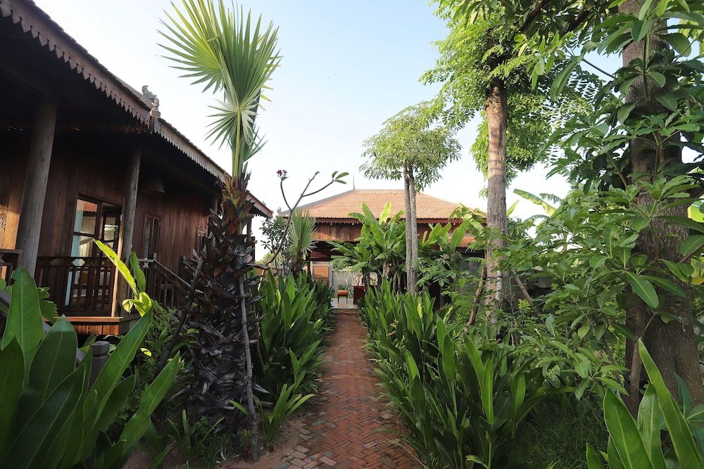 undefined Dontrei Villa Angkor 9