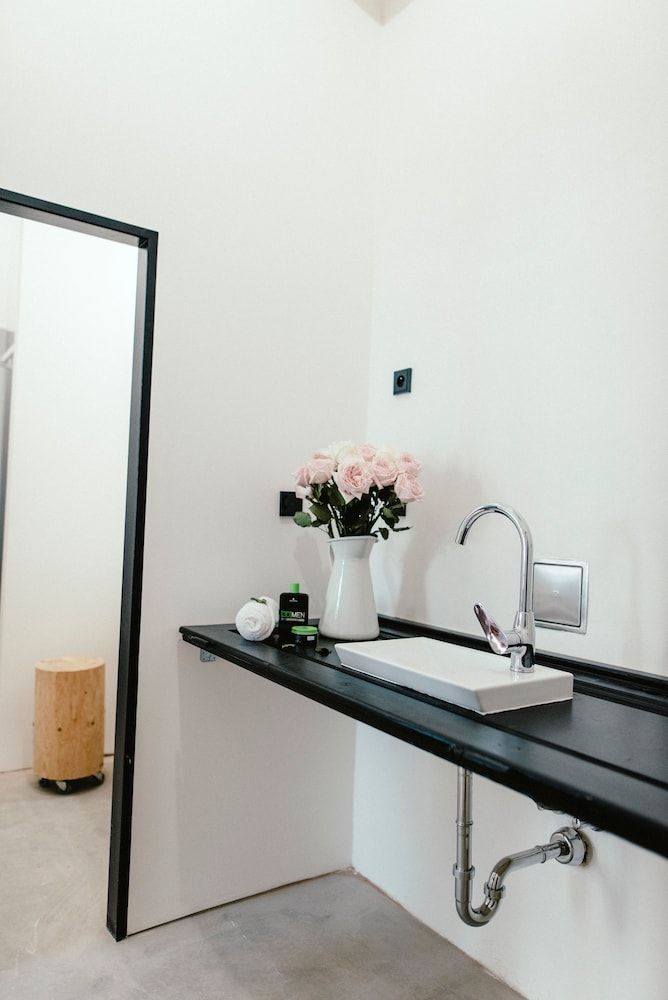 Wake Up Wellness Hostel by Goodnite cz Double Room, Shared Bathroom, City View 5