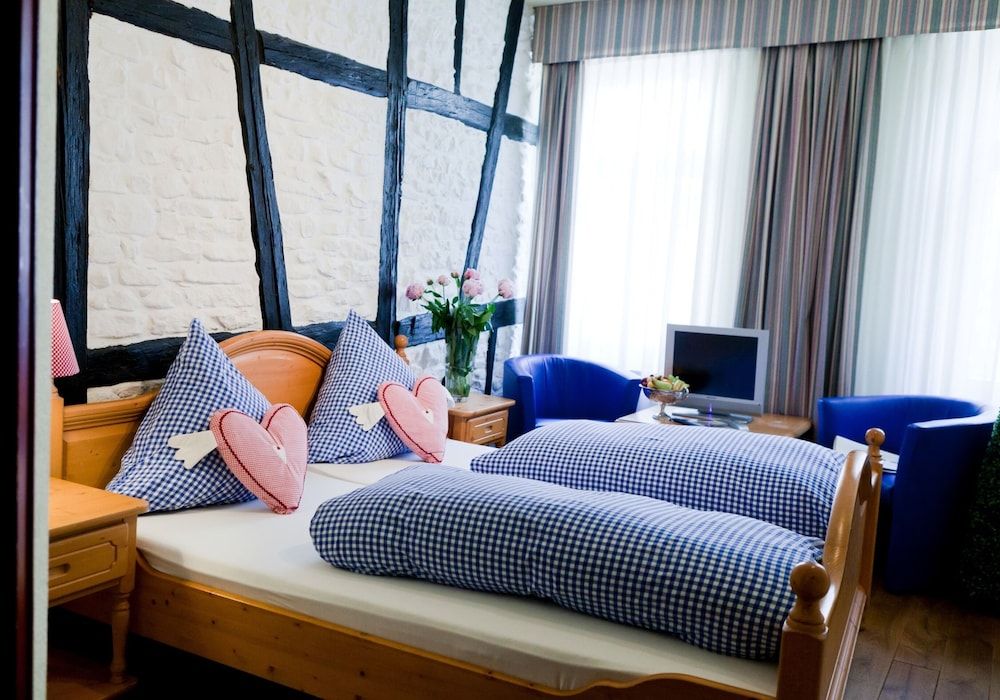 Hotel Laterne Classic Double Room, Private Bathroom 2