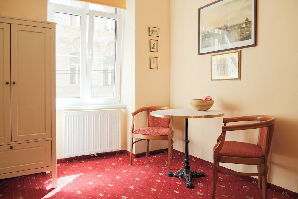 Altwienerhof Boutique Hotel Classic Room 5