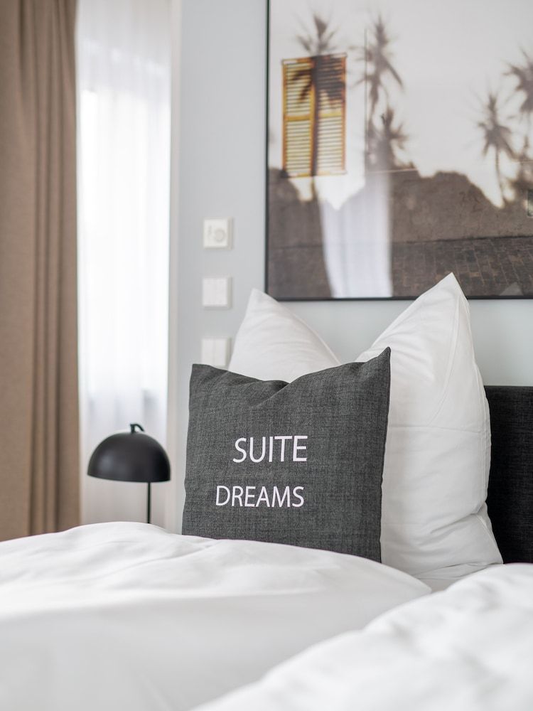 limehome Passau Bahnhofstraße One-Bedroom Suite with balcony 2