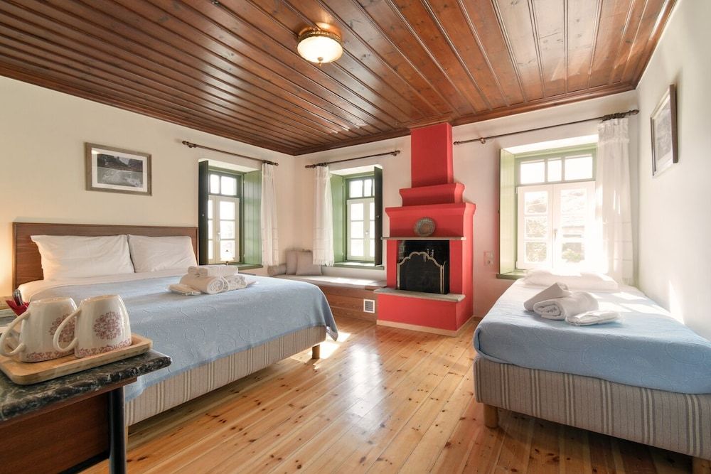 Ameliko Zagori Executive Triple Room 3