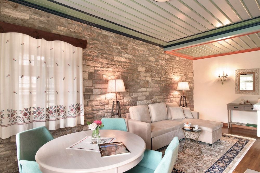 Ameliko Zagori Superior Suite, Balcony 5