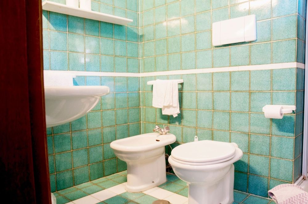 Hotel Annabelle Quadruple Room 3