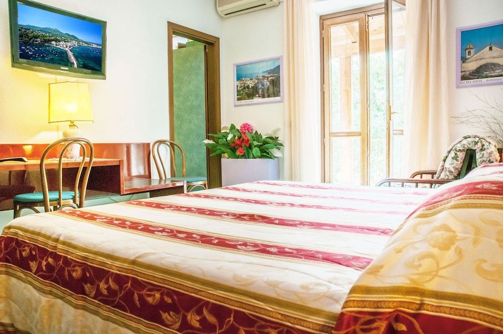 Hotel Annabelle Standard Double or Twin Room 7