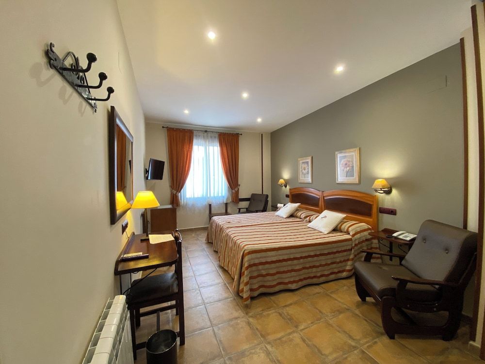 Hospedium Hotel Retiro del Maestre Twin Room 9