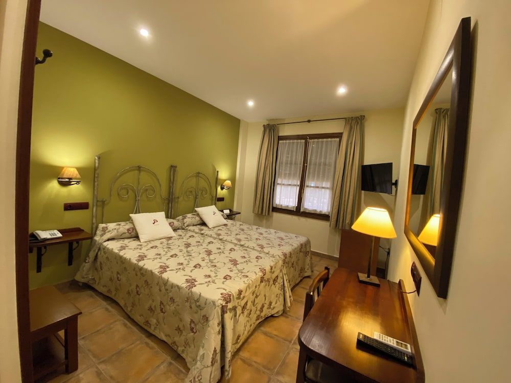 Hospedium Hotel Retiro del Maestre Twin Room 10