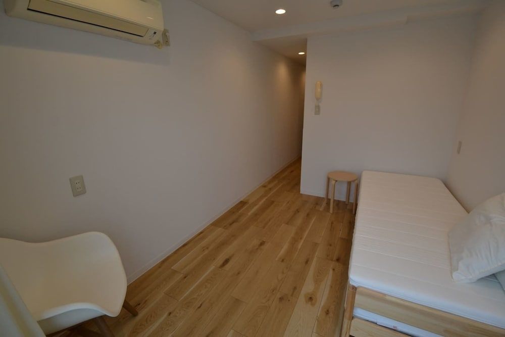 undefined Enzo Tokyo 5