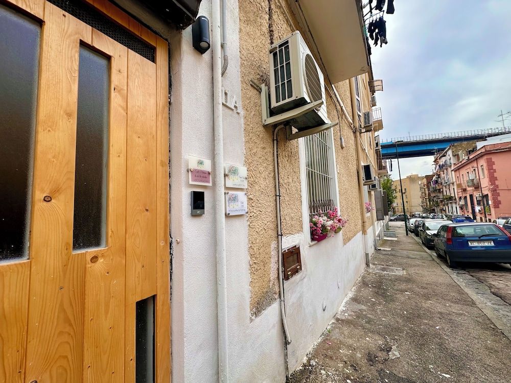 undefined Sweet Dreams 6