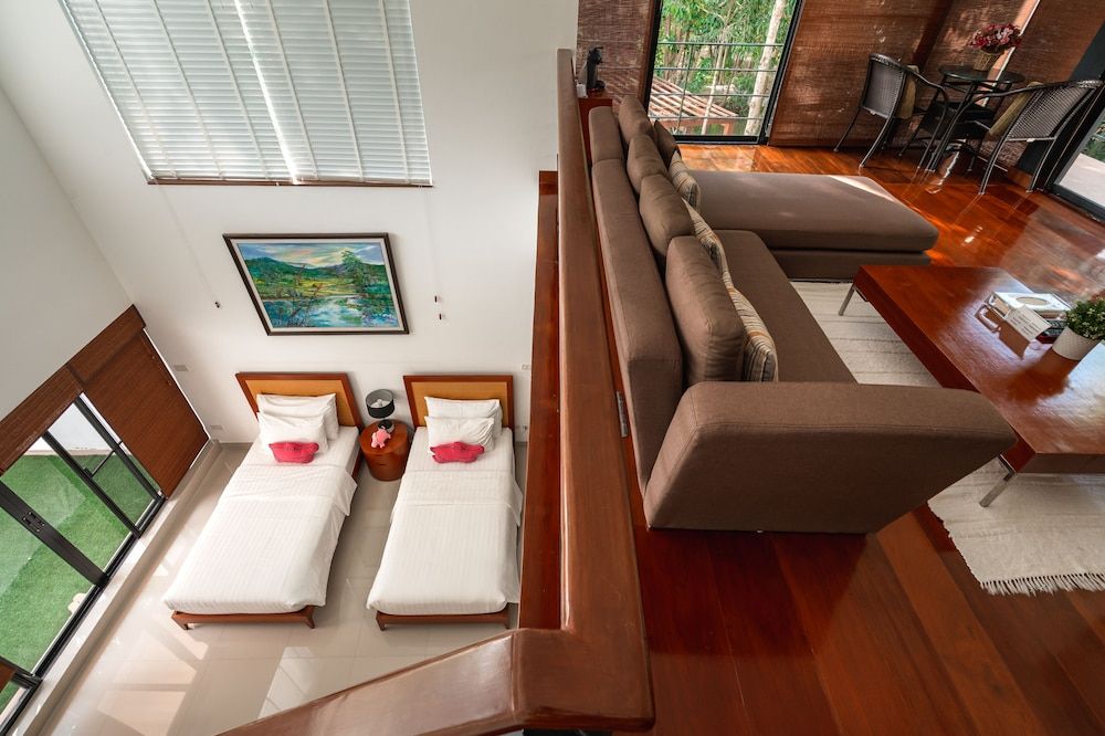 The Pig House Khao Yai Duplex Twin with Terrace - Garden View 6