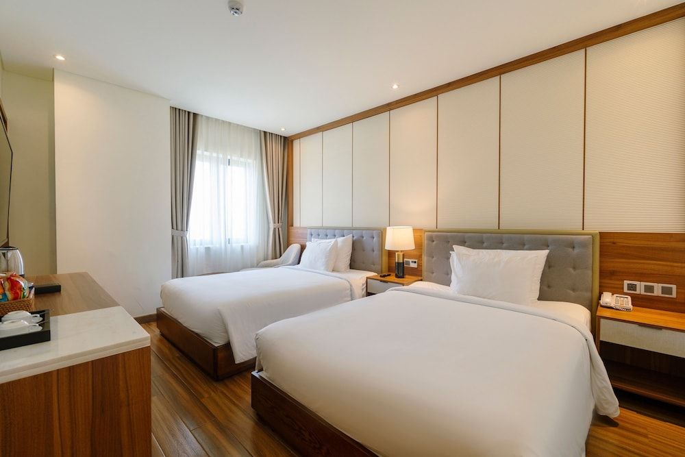 undefined The Tahiti Beach Hotel