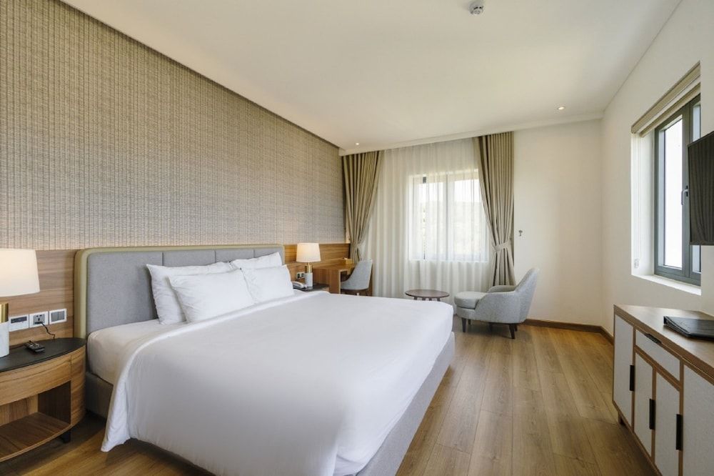 undefined The Tahiti Beach Hotel 7