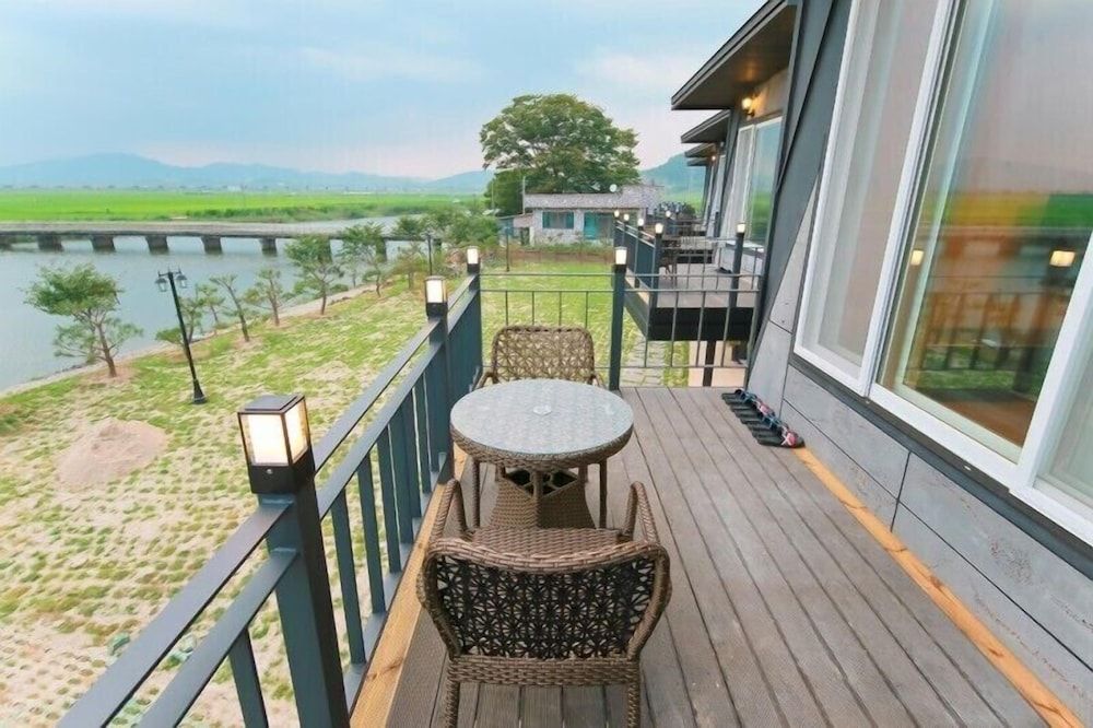 JNJ Village Duplex (5-205) 2