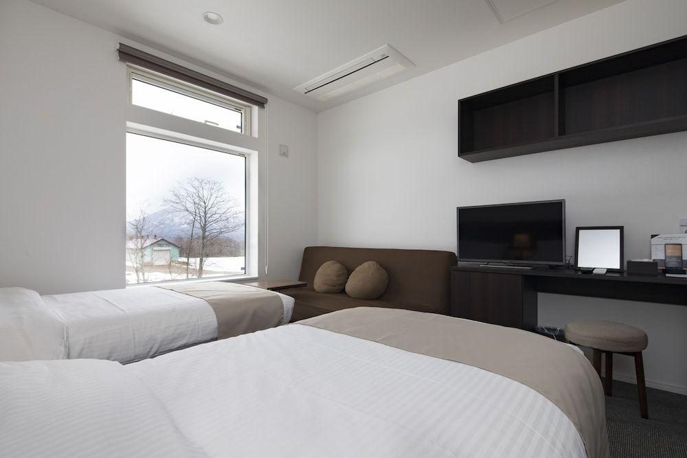 Pensione UNO Standard Twin Room, 2 Twin Beds, Non Smoking, Connecting Rooms 2