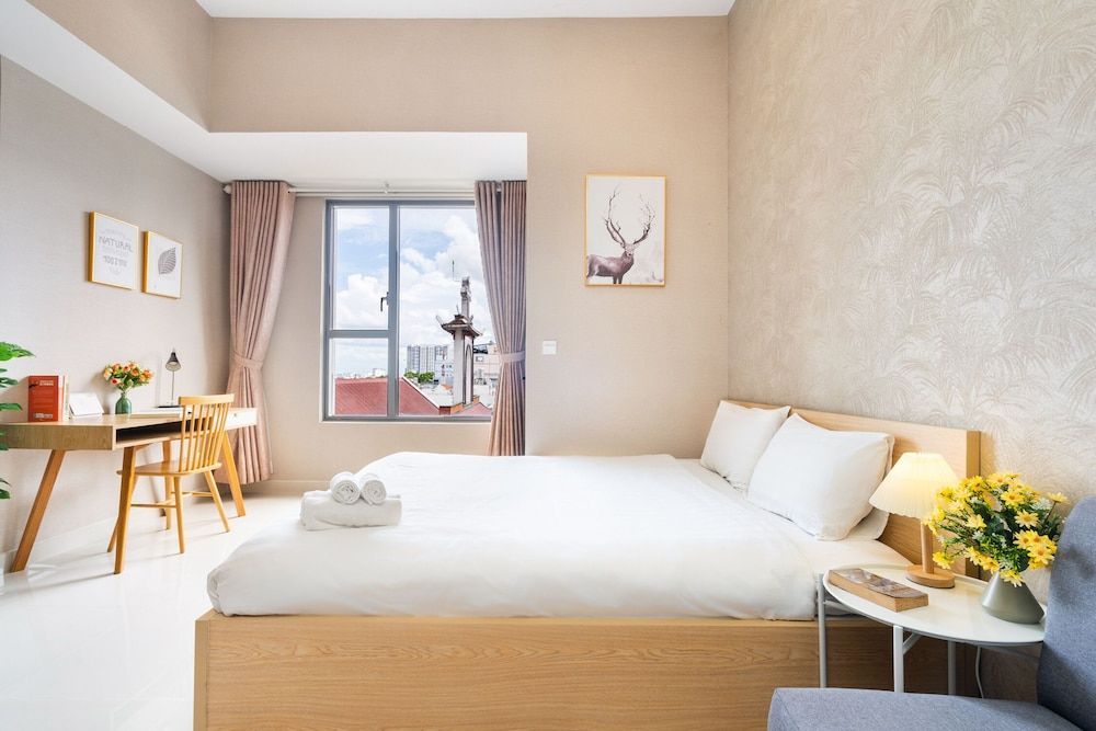 Chau Apartments Studio 2