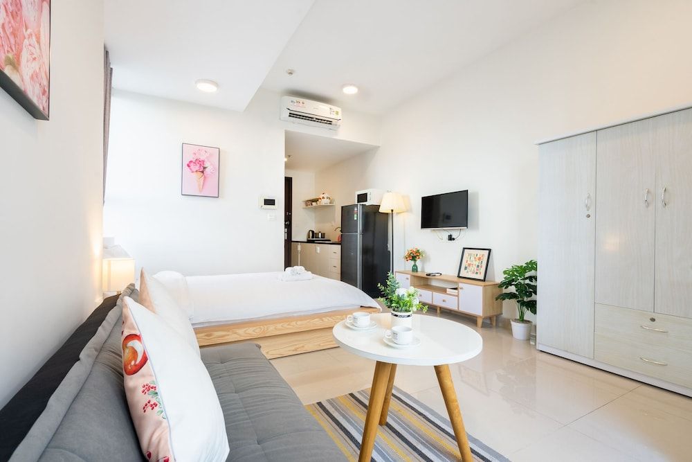 Chau Apartments Studio 19