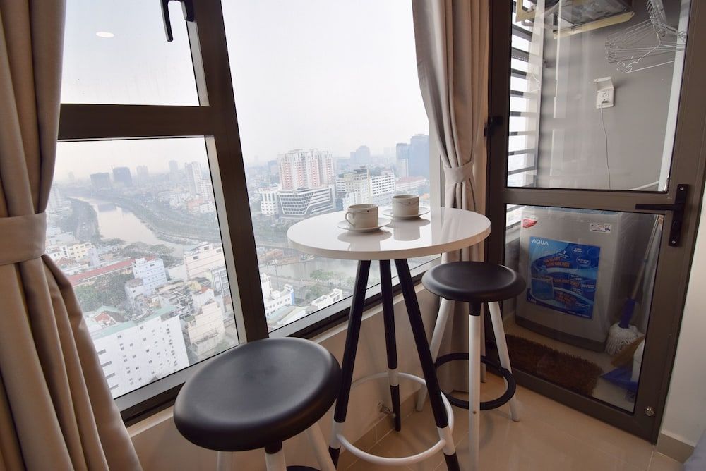 Chau Apartments Studio 52