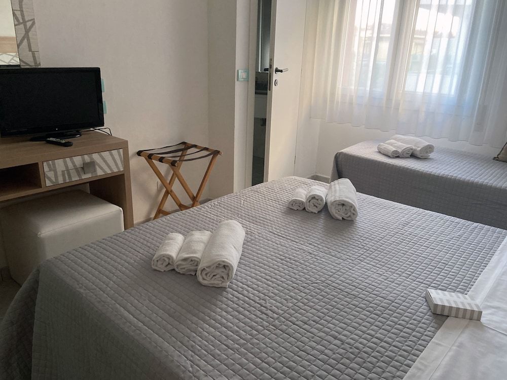 MareHome Brunch&Beauty - Adults Only Economy Triple Room 4