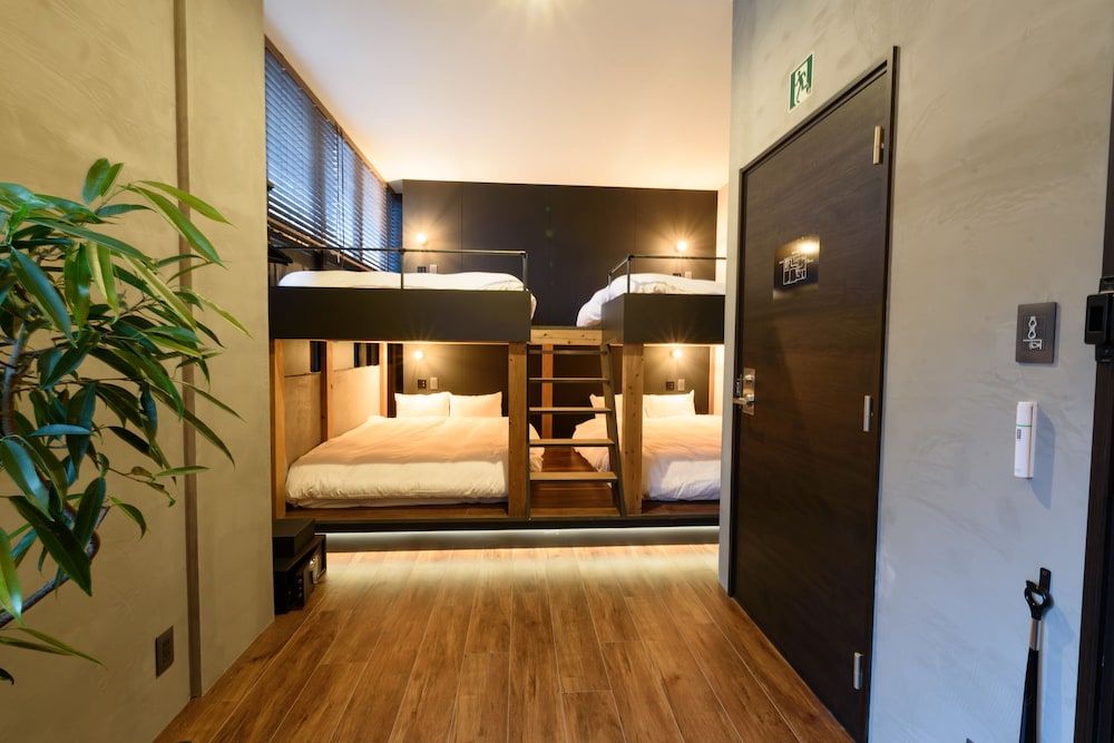 Deluxe Studio, Multiple Beds, Non Smoking, Kitchenette (6 People)