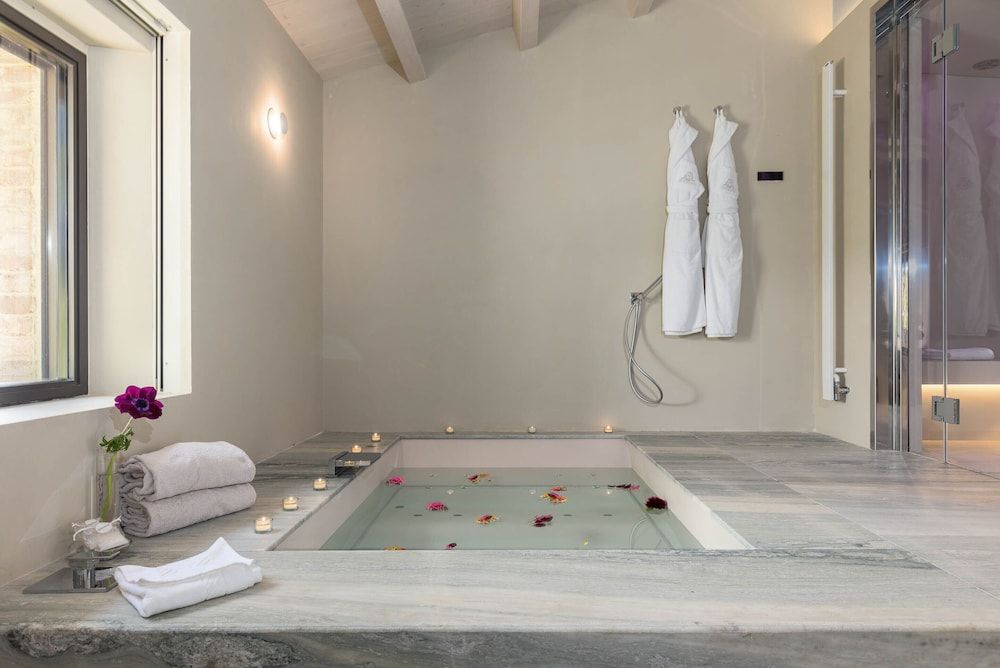 I Borghi dell'Eremo Presidential Suite 7