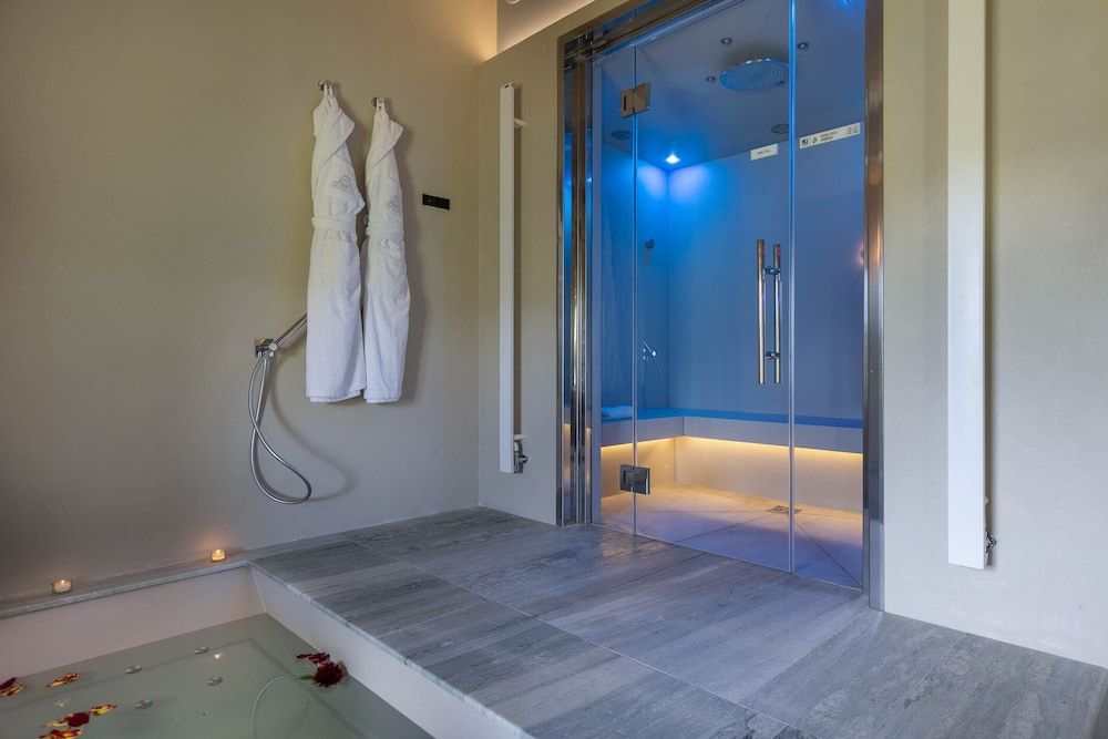 I Borghi dell'Eremo Presidential Suite 5