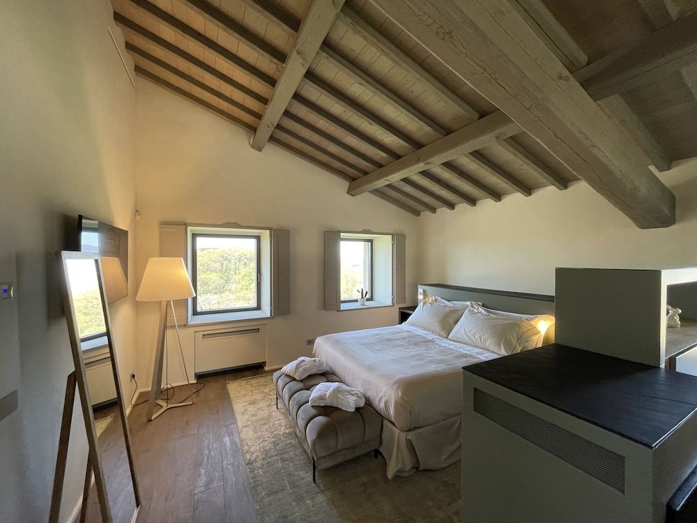 I Borghi dell'Eremo Presidential Suite 8