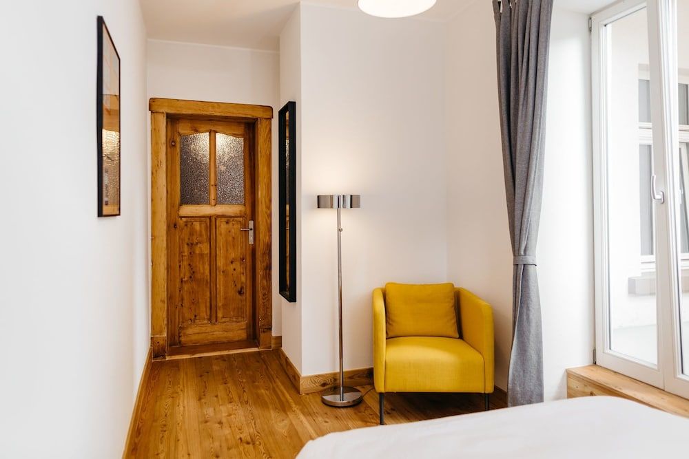 Hostel Multitude Double Room, Shared Bathroom 8